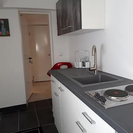 Apartamento Souterrainwohnung Mit Separaten Garten - A45337